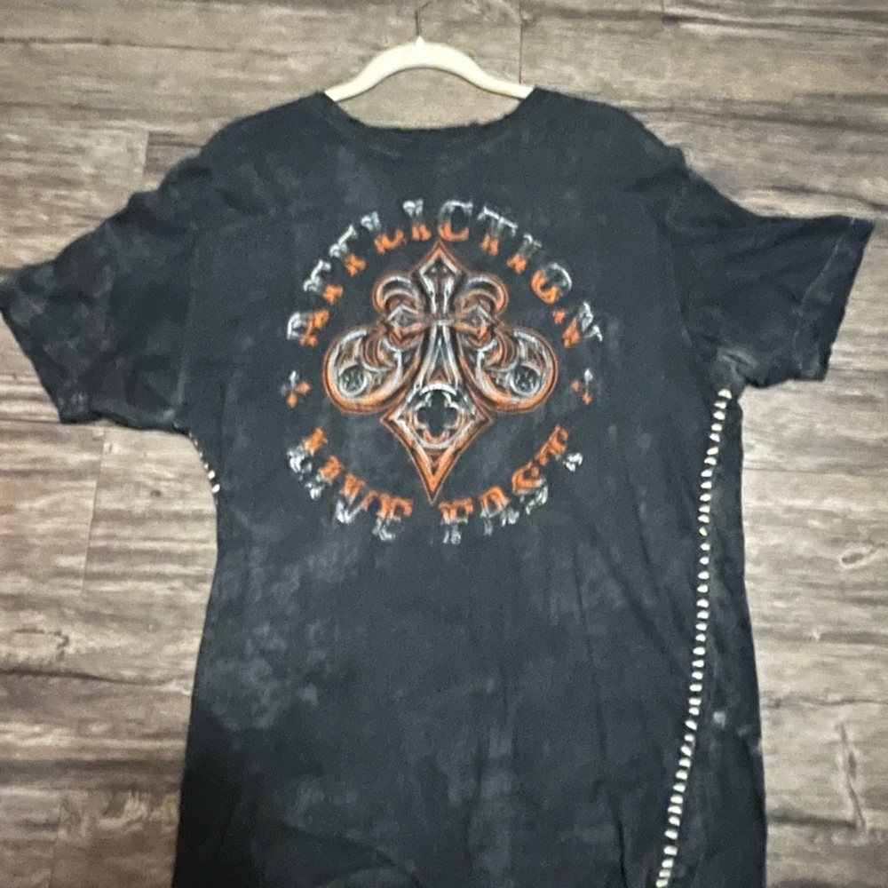 Affliction tee shirt